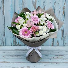 Букет цветов из:  Герберы, Альстромерии и Хризантемы в Струги Красные