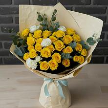 Букет цветов из:  Розы #REPLACE_PRED# Струги Красные