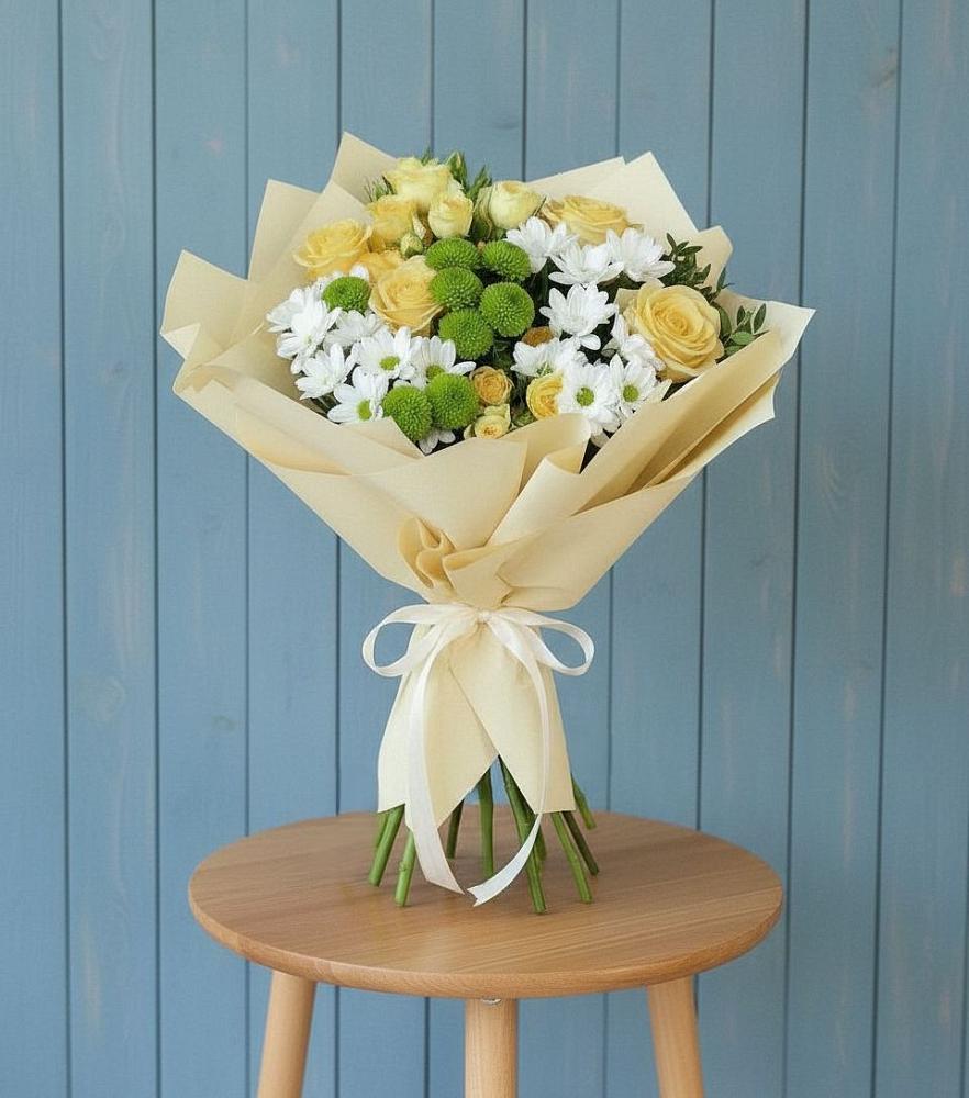 Букет цветов из: Хризантемы и Розы в Струги Красные