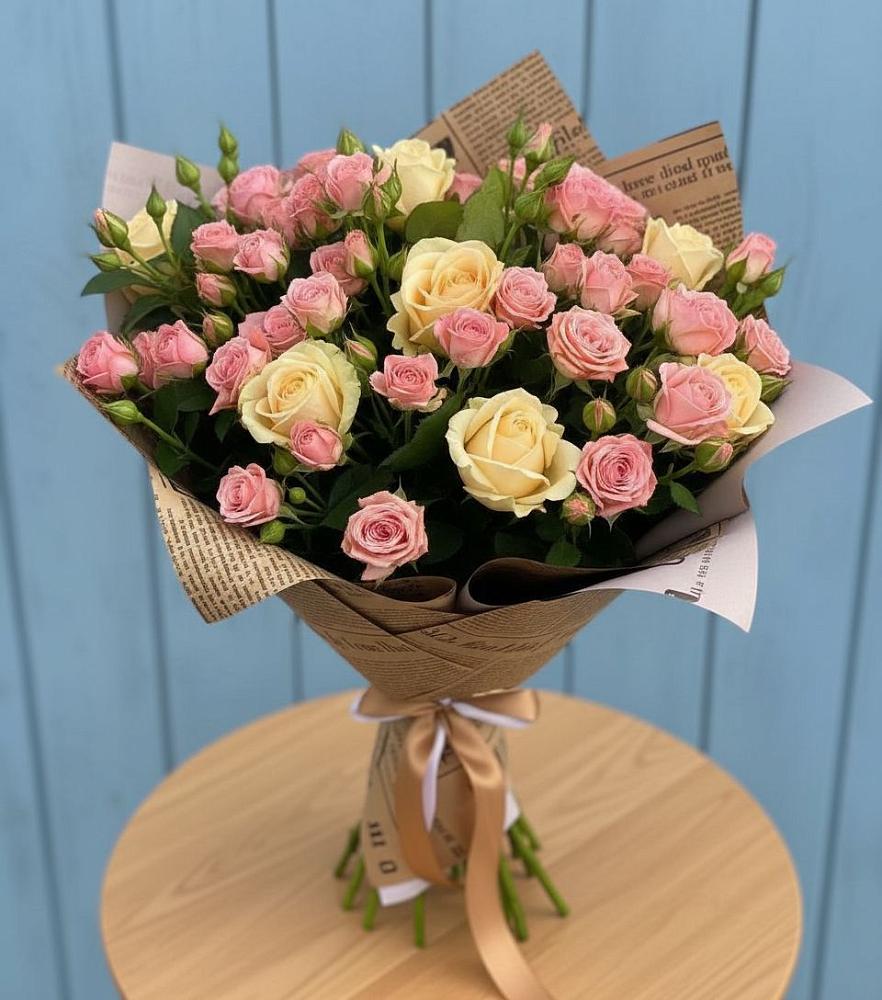 Букет цветов из: Розы в Струги Красные