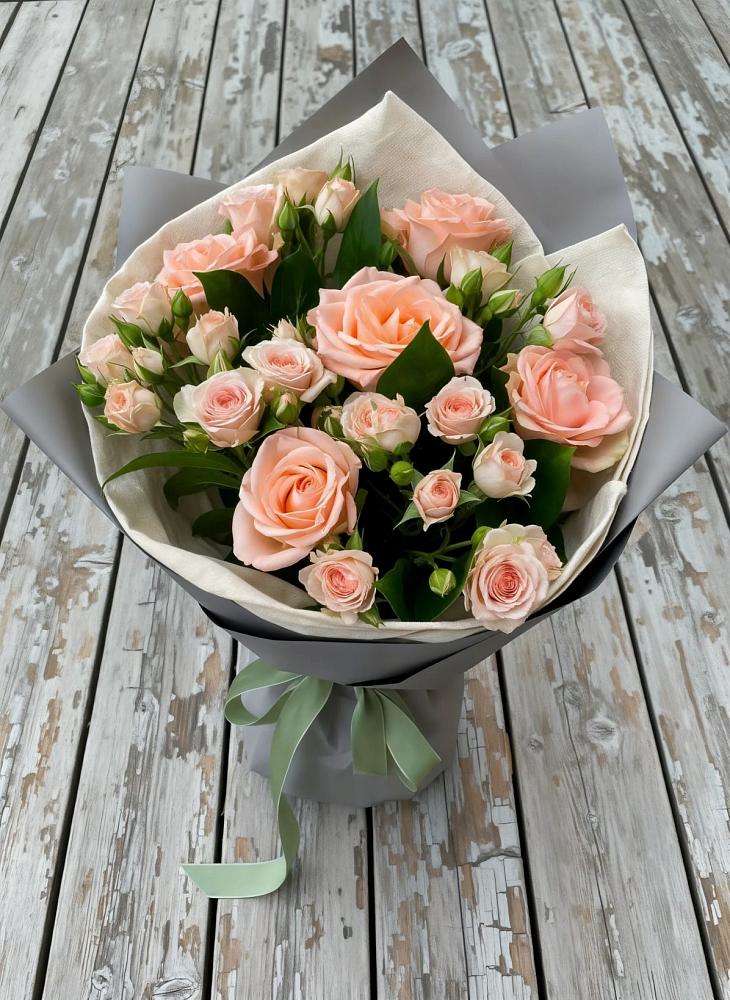 Букет цветов из: Розы в Струги Красные