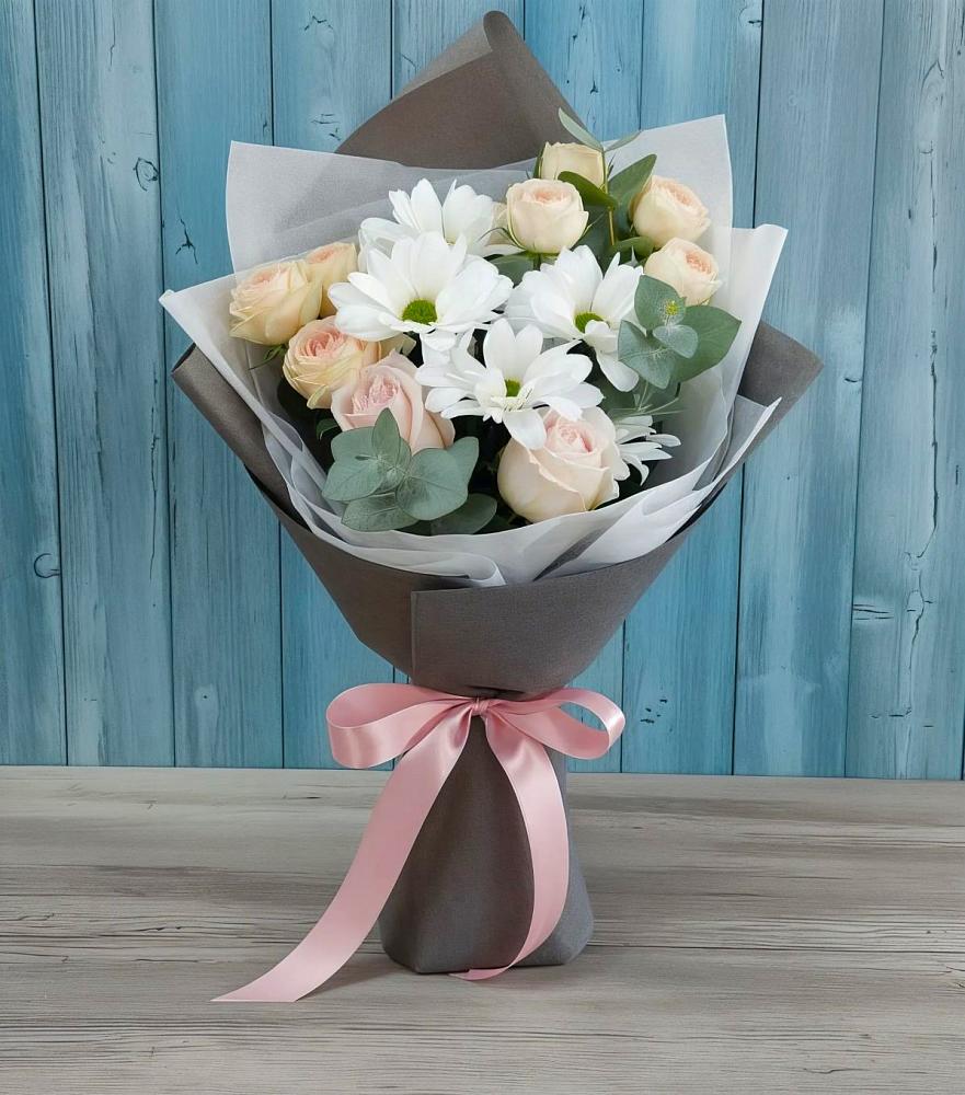 Букет цветов из: Хризантемы и Розы в Струги Красные