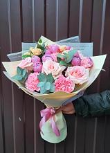 Букет цветов из:  Розы и Гвоздики #REPLACE_PRED# Струги Красные