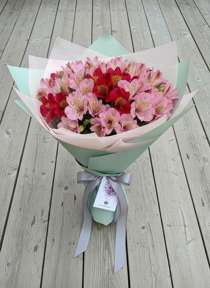 Букет цветов из: Альстромерии в Струги Красные