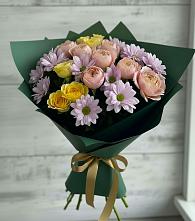 Букет цветов из:  Хризантемы и Розы в Струги Красные