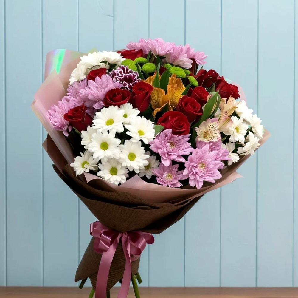 Букет цветов из: Розы, Хризантемы и Альстромерии в Струги Красные