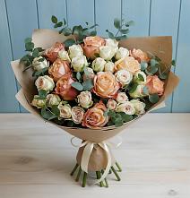 Букет цветов из:  Альстромерии и Розы в Струги Красные